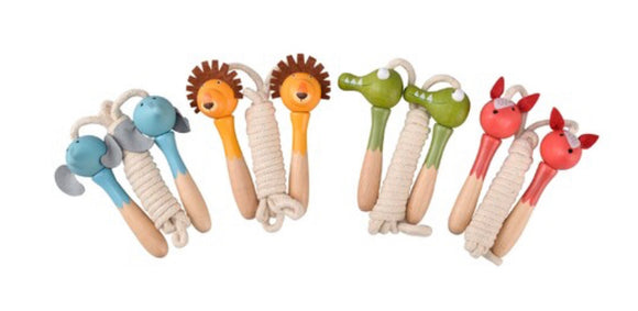 WOODEN SKIPPING ROPE JUNGLE ANIMAL